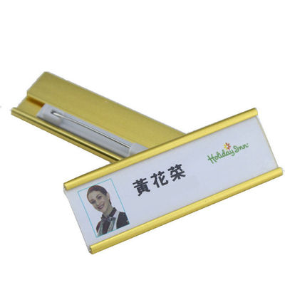 شراء الذهبية فارغة قابلة لإعادة الاستخدام علامات الاسم الممرضة شارة الاسم مع دبوس أمان online manufacture
